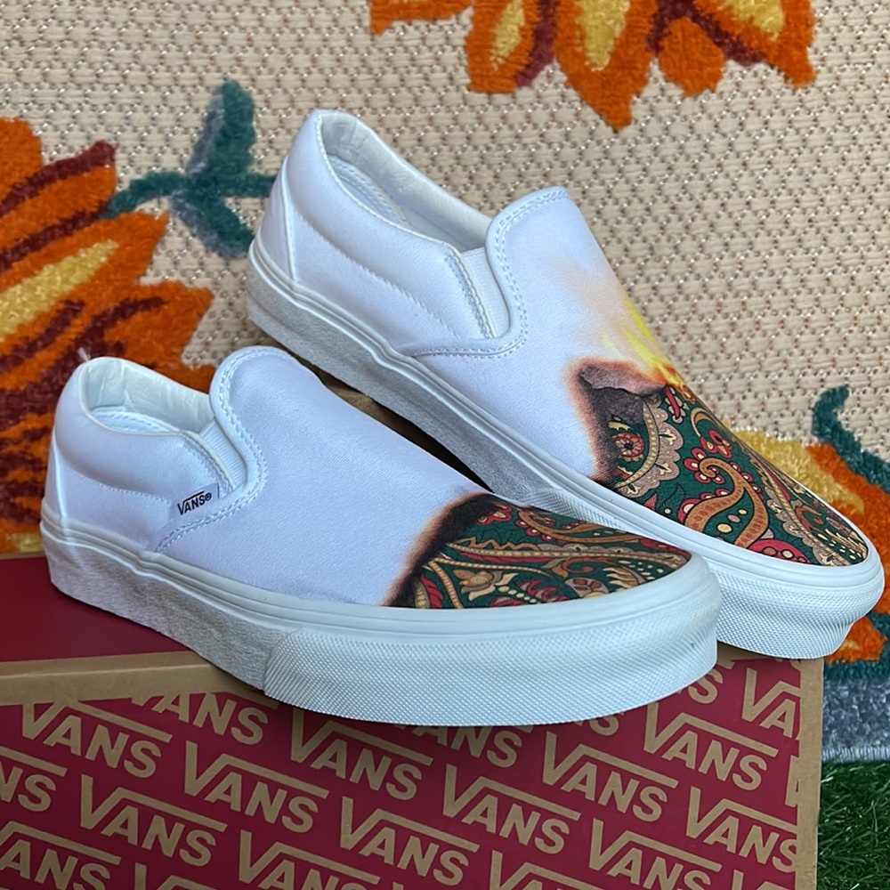 Vans Classic Slip On Big Reveal True White/Paisley Men’s sneakers - Picture 6 of 16
